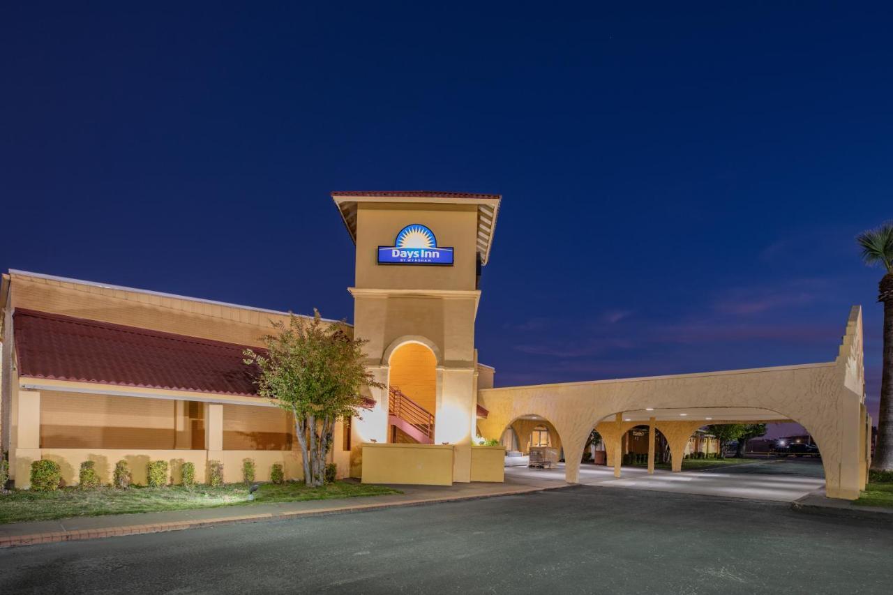 Days Inn By Wyndham Del Rio Extérieur photo